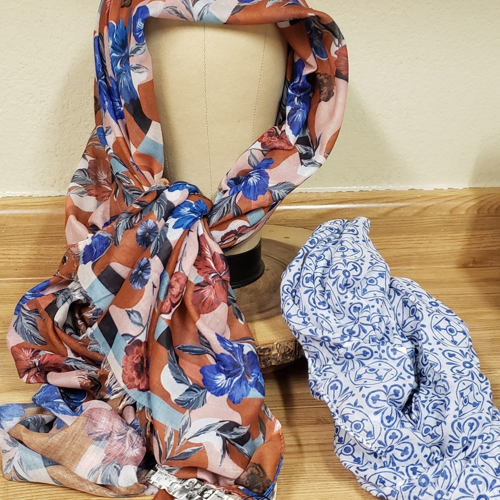2 pcs. PRINTED VILLAGE SCARF